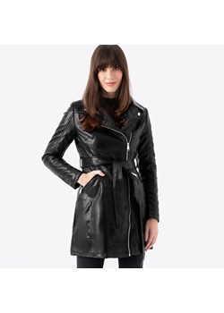 Damski płaszcz z ekoskóry z paskiem i pikowaną wstawką czarny ze sklepu WITTCHEN w kategorii Płaszcze damskie - zdjęcie 165563222