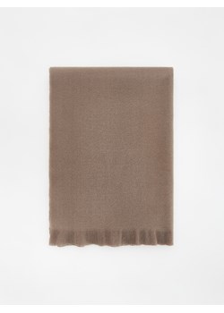Reserved - Gładki szal - brązowy ze sklepu Reserved w kategorii Szaliki i chusty damskie - zdjęcie 165589312