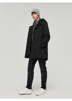 Ciepły płaszcz z kapturem czarny ze sklepu House w kategorii Płaszcze męskie - zdjęcie 165649122