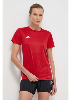 adidas Performance t-shirt treningowy Tabela 23 kolor czerwony ze sklepu ANSWEAR.com w kategorii Bluzki damskie - zdjęcie 165670200