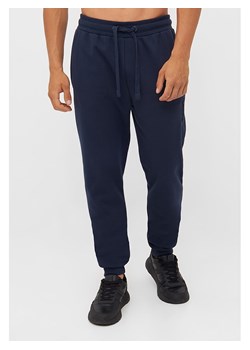 Bench Spodnie dresowe &quot;Sully&quot; w kolorze granatowym ze sklepu Limango Polska w kategorii Spodnie męskie - zdjęcie 165672331
