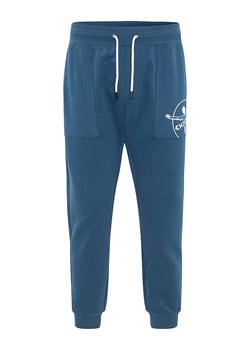 Chiemsee Spodnie dresowe &quot;Bolmen&quot; w kolorze niebieskim ze sklepu Limango Polska w kategorii Spodnie męskie - zdjęcie 165677861