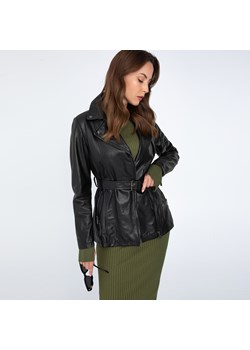 Damska kurtka skórzana z paskiem ciemny brąz ze sklepu WITTCHEN w kategorii Kurtki damskie - zdjęcie 165686381