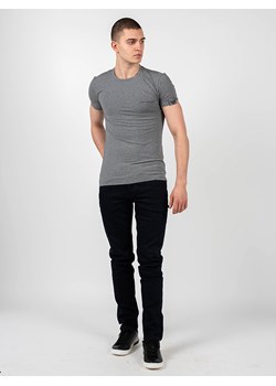 Emporio Armani T-shirt "C-Neck" | 111035 2F517 | Mężczyzna | Szary ze sklepu ubierzsie.com w kategorii T-shirty męskie - zdjęcie 165694143