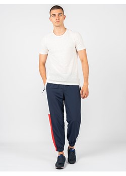 Tommy Jeans Spodnie | DM0DM12761 | Mężczyzna | Biały, Czerwony, Granatowy ze sklepu ubierzsie.com w kategorii Spodnie męskie - zdjęcie 165698842
