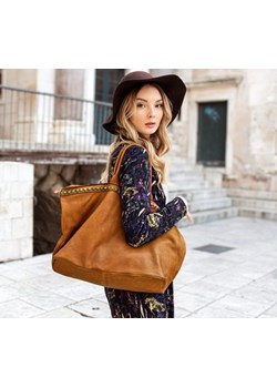 Duża torebka skórzana oversize style shopper bag - MARCO MAZZINI brąz camel ze sklepu Verostilo w kategorii Torby Shopper bag - zdjęcie 165744934
