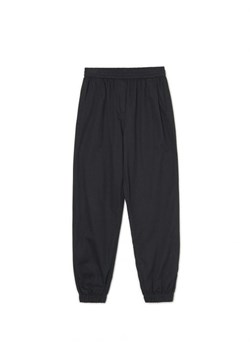Cropp - Czarne joggery - czarny ze sklepu Cropp w kategorii Spodnie damskie - zdjęcie 165749992
