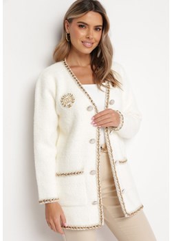 Biały Puchaty Kardigan na Guziki z Łańcuszkami Rosadiana ze sklepu Born2be Odzież w kategorii Swetry damskie - zdjęcie 165750534