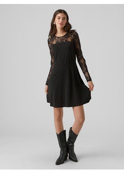 Vero Moda Sukienka w kolorze czarnym ze sklepu Limango Polska w kategorii Sukienki - zdjęcie 165751773