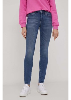 Calvin Klein Jeans jeansy damskie kolor niebieski ze sklepu ANSWEAR.com w kategorii Jeansy damskie - zdjęcie 165756431