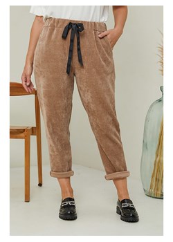 Curvy Lady Spodnie w kolorze karmelowym ze sklepu Limango Polska w kategorii Spodnie damskie - zdjęcie 165890634