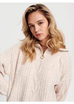 Sinsay - Sweter z ozdobnym splotem - kremowy ze sklepu Sinsay w kategorii Swetry damskie - zdjęcie 165894424
