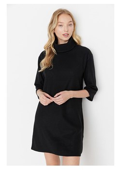 trendyol Sukienka w kolorze czarnym ze sklepu Limango Polska w kategorii Sukienki - zdjęcie 165990772