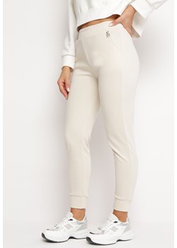 Jasnobeżowe Spodnie Dresowe z Gumką w Pasie Leksire ze sklepu Born2be Odzież w kategorii Spodnie damskie - zdjęcie 165996250