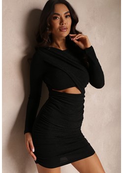 Czarna Błyszcząca Sukienka z Wycięciem w Talii i Kopertową Górą Kiha ze sklepu Renee odzież w kategorii Sukienki - zdjęcie 166024462