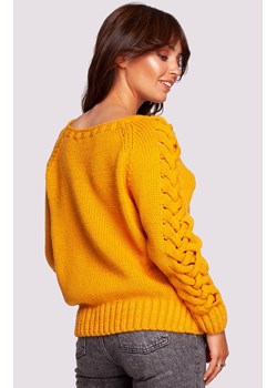 Sweter damski miodowy BK090, Kolor miodowy, Rozmiar L/XL, BeWear ze sklepu Primodo w kategorii Swetry damskie - zdjęcie 166026351