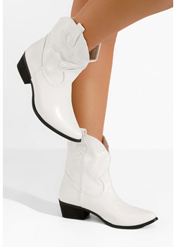Białe kowbojki damskie Vernazza ze sklepu Zapatos w kategorii Botki - zdjęcie 166031514