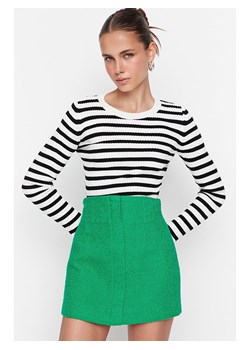 trendyol Sweter w kolorze biało-czarnym ze sklepu Limango Polska w kategorii Swetry damskie - zdjęcie 166046284