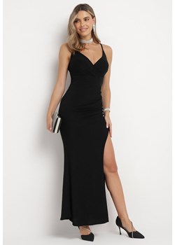 Czarna Taliowana Sukienka Maxi na Ramiączkach Ravella ze sklepu Born2be Odzież w kategorii Sukienki - zdjęcie 166092261