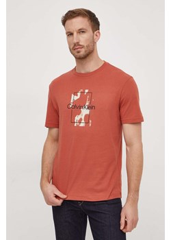 Calvin Klein t-shirt bawełniany męski kolor pomarańczowy z nadrukiem ze sklepu ANSWEAR.com w kategorii T-shirty męskie - zdjęcie 166114811