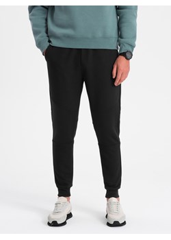 Męskie spodnie dresowe ze wstawkami z tkaniny ottoman - czarne V1 OM-PASK-0127 ze sklepu ombre w kategorii Spodnie męskie - zdjęcie 166123023