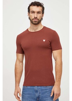 Guess t-shirt męski kolor brązowy gładki M2YI24 J1314 ze sklepu ANSWEAR.com w kategorii T-shirty męskie - zdjęcie 166151732