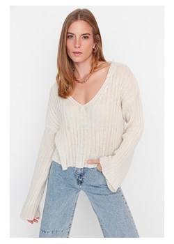 trendyol Sweter w kolorze beżowym ze sklepu Limango Polska w kategorii Swetry damskie - zdjęcie 166215561