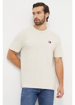 Tommy Jeans t-shirt bawełniany kolor beżowy z aplikacją DM0DM17995 ze sklepu ANSWEAR.com w kategorii T-shirty męskie - zdjęcie 166233470