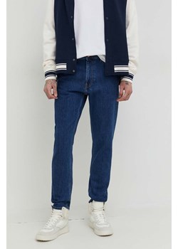 Tommy Jeans jeansy Dad Jean męskie DM0DM18122 ze sklepu ANSWEAR.com w kategorii Jeansy męskie - zdjęcie 166249900