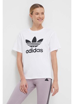 adidas Originals t-shirt Trefoil damski kolor beżowy ze sklepu ANSWEAR.com w kategorii Bluzki damskie - zdjęcie 166250273