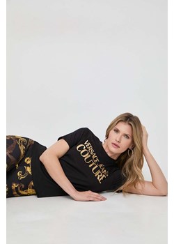 Versace Jeans Couture t-shirt bawełniany damski kolor czarny 76HAHT04 CJ00T ze sklepu ANSWEAR.com w kategorii Bluzki damskie - zdjęcie 166250332