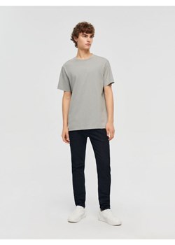 Jeansy slim fit ciemnogranatowe ze sklepu House w kategorii Jeansy męskie - zdjęcie 166256533