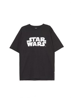 Cropp - Czarny t-shirt z nadrukiem Star Wars - czarny ze sklepu Cropp w kategorii T-shirty męskie - zdjęcie 166259811