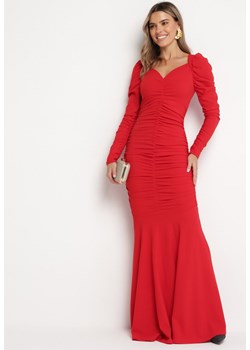 Czerwona Sukienka Maxi z Marszczeniem Marabela ze sklepu Born2be Odzież w kategorii Sukienki - zdjęcie 166282013