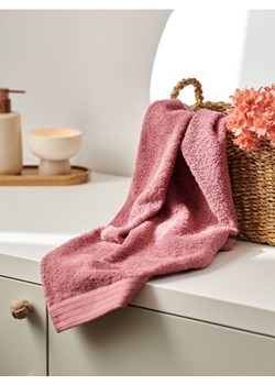 Sinsay - Ręcznik bawełniany - różowy ze sklepu Sinsay w kategorii Ręczniki - zdjęcie 166289064