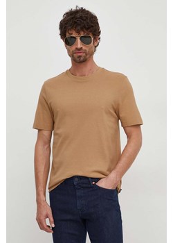 BOSS t-shirt męski kolor beżowy gładki ze sklepu ANSWEAR.com w kategorii T-shirty męskie - zdjęcie 166294621