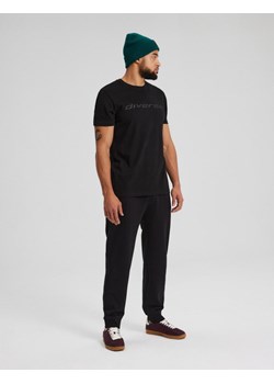 Koszulka CORE LOGO 241 Czarny L ze sklepu Diverse w kategorii T-shirty męskie - zdjęcie 166298543