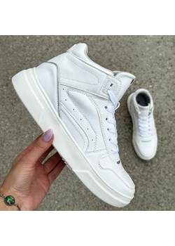 Białe sportowe buty damskie Vinceza 8786 Wt ze sklepu suzana.pl w kategorii Buty sportowe damskie - zdjęcie 166304582