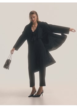 Reserved - Dwurzędowy płaszcz z wełną - czarny ze sklepu Reserved w kategorii Płaszcze damskie - zdjęcie 166323823