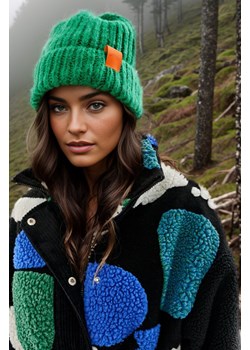 Czapka Puffy Emerald ze sklepu NAOKO w kategorii Czapki zimowe damskie - zdjęcie 166361064