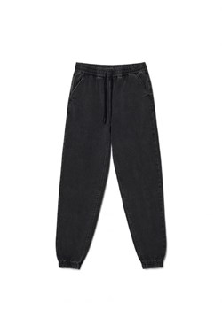 Cropp - Szare jeansowe joggery - szary ze sklepu Cropp w kategorii Spodnie damskie - zdjęcie 166389071