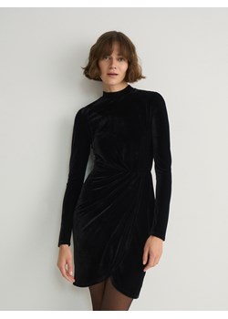 Reserved - Welurowa sukienka mini - czarny ze sklepu Reserved w kategorii Sukienki - zdjęcie 166425110