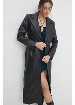 Answear Lab płaszcz skórzany damski kolor czarny przejściowy ze sklepu ANSWEAR.com w kategorii Płaszcze damskie - zdjęcie 166434723