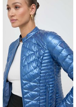 Guess kurtka NEW VONA damska kolor niebieski przejściowa W4RL02 WFWM0 ze sklepu ANSWEAR.com w kategorii Kurtki damskie - zdjęcie 166504194