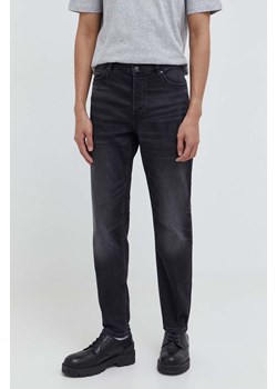 HUGO jeansy męskie kolor czarny ze sklepu ANSWEAR.com w kategorii Jeansy męskie - zdjęcie 166583343