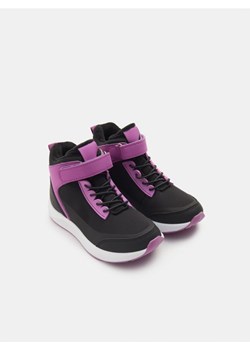 Sinsay - Sneakersy za kostkę - fioletowy ze sklepu Sinsay w kategorii Buty sportowe dziecięce - zdjęcie 166589852