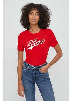 Tommy Hilfiger t-shirt bawełniany damski kolor czerwony WW0WW41056 ze sklepu ANSWEAR.com w kategorii Bluzki damskie - zdjęcie 166644330