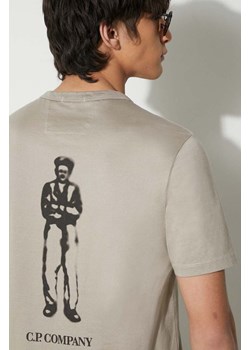 C.P. Company t-shirt bawełniany  MERCERIZED JERSEY 30/2 TWISTED BRITISH SAILOR T-SHIRT kolor szary z nadrukiem 15CMTS155A006499W ze sklepu PRM w kategorii T-shirty męskie - zdjęcie 166652722