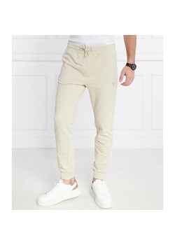 GUESS ACTIVE Spodnie dresowe ARLO | Regular Fit ze sklepu Gomez Fashion Store w kategorii Spodnie męskie - zdjęcie 166654752
