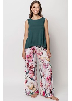 Piżama damska z szerokimi spodniami w kwiatowy wzór w odcieniach zieleni 26, Kolor zielony, Rozmiar S, Oh Zuza ze sklepu Primodo w kategorii Piżamy damskie - zdjęcie 166697601